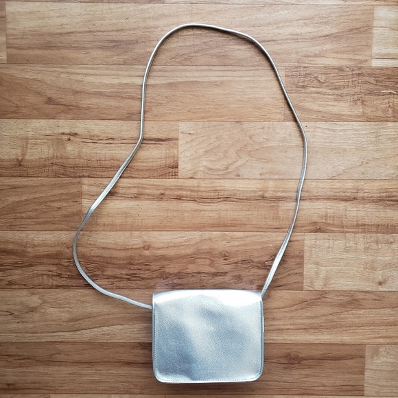 Cotton On Crossbody Bag - Picture 2 of 7